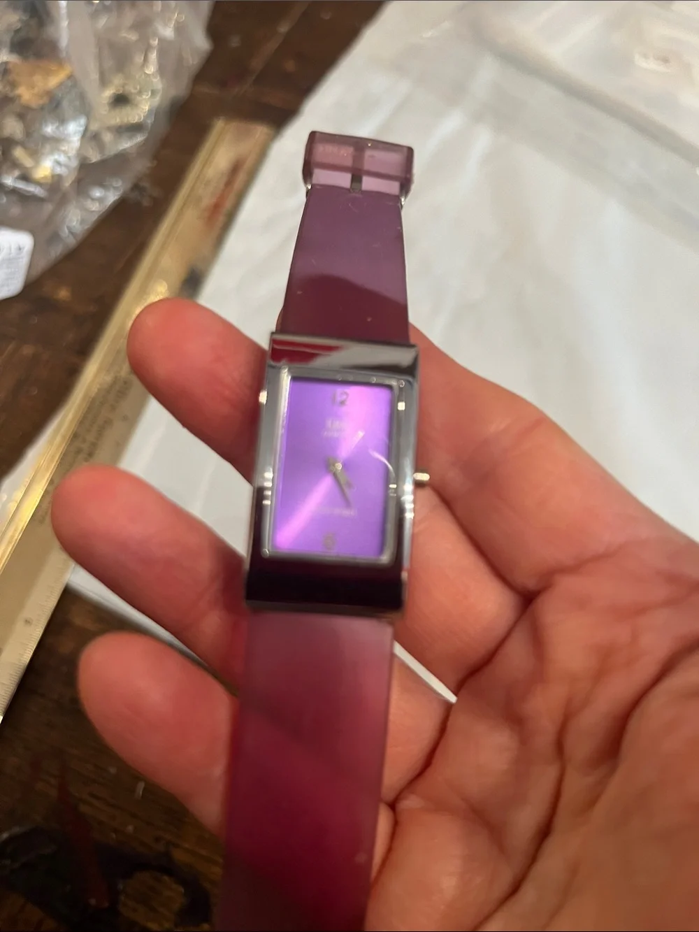 G& G watch with purple rubber band, good cond